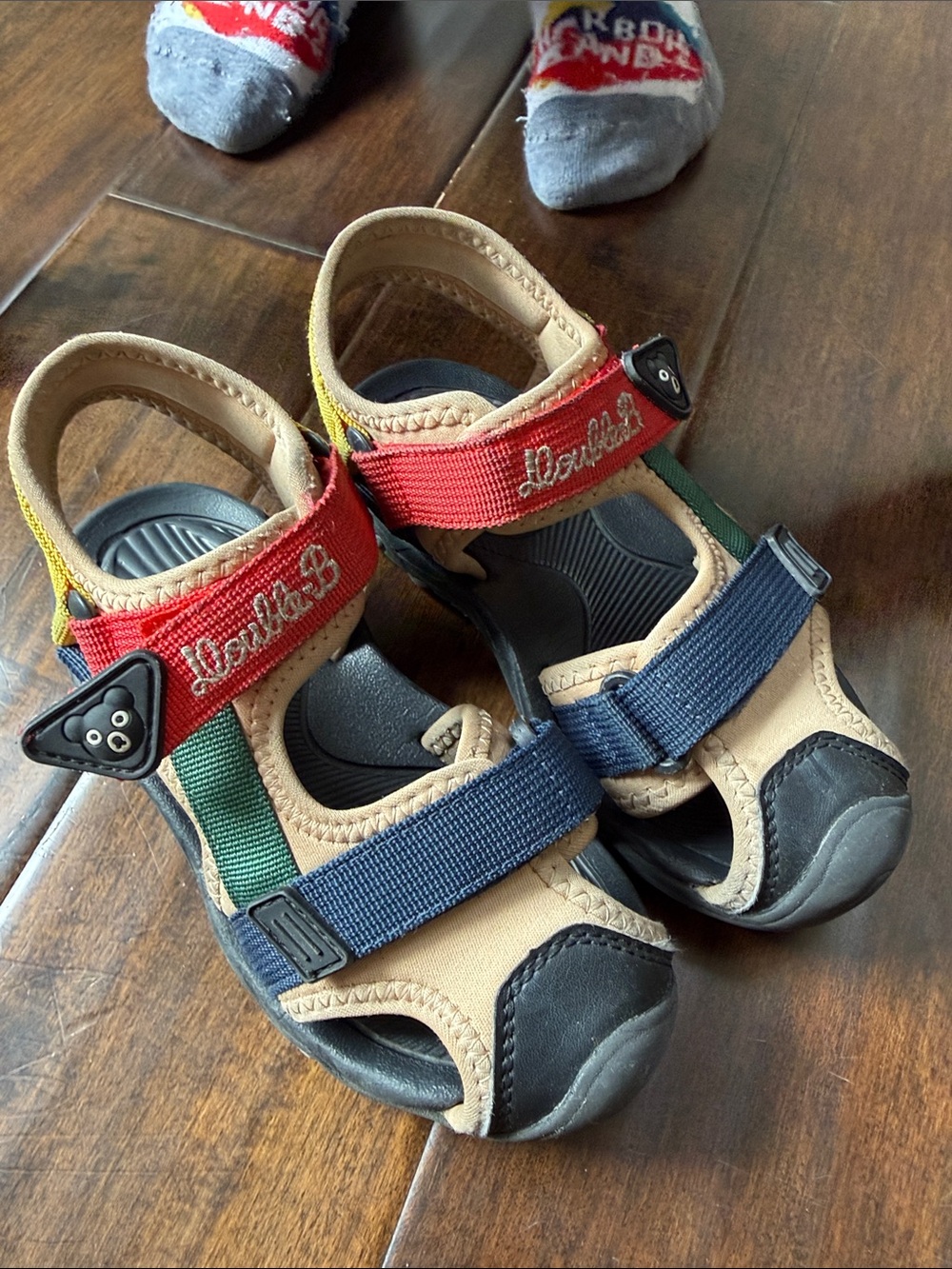 Kids Multicolor Closed-Toe Adventure Sandals - Beige, Red, Navy, Green